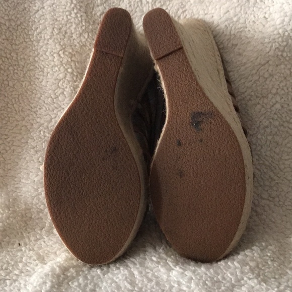 Aldo Ladies Leather Wedge, in excellent condition! - Picture 4 of 7